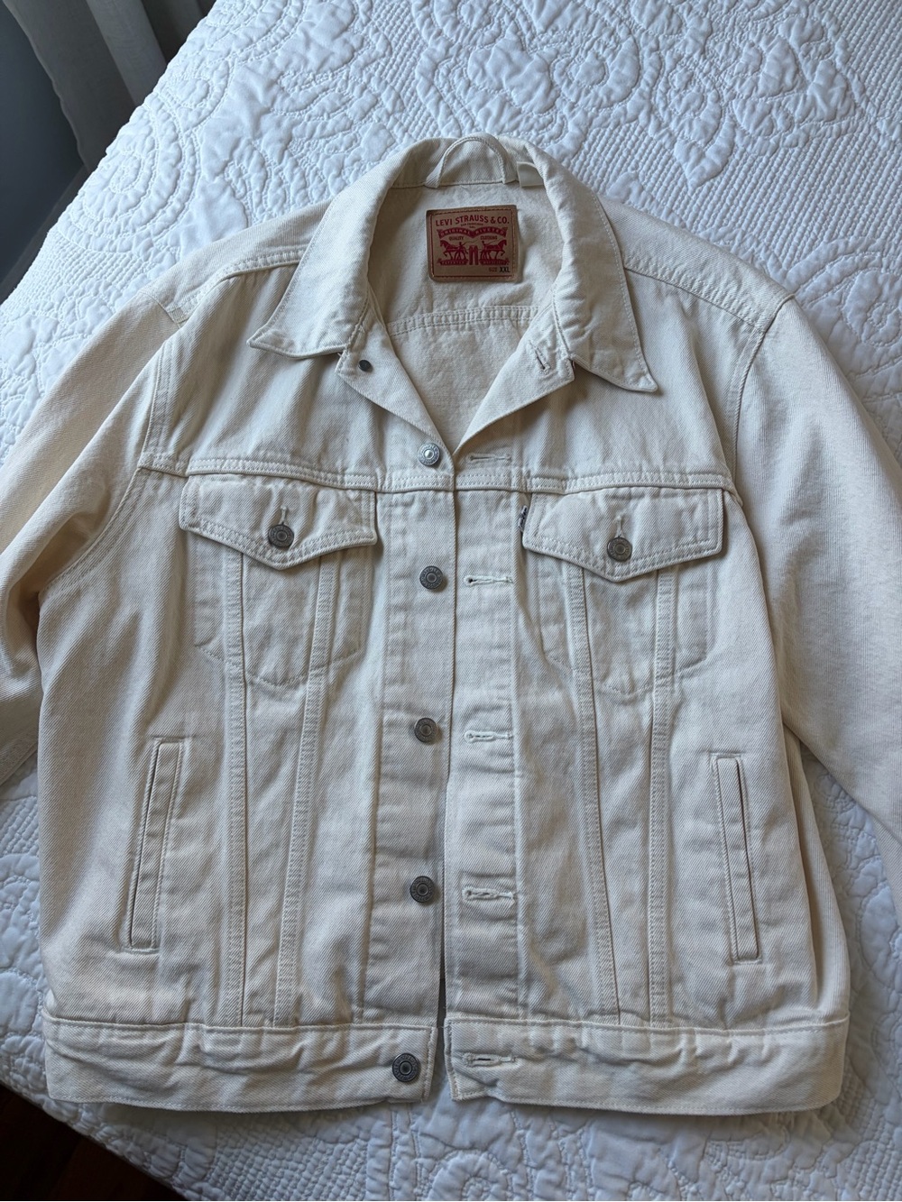 Levi's Off-White Denim Trucker Jacket - Men's